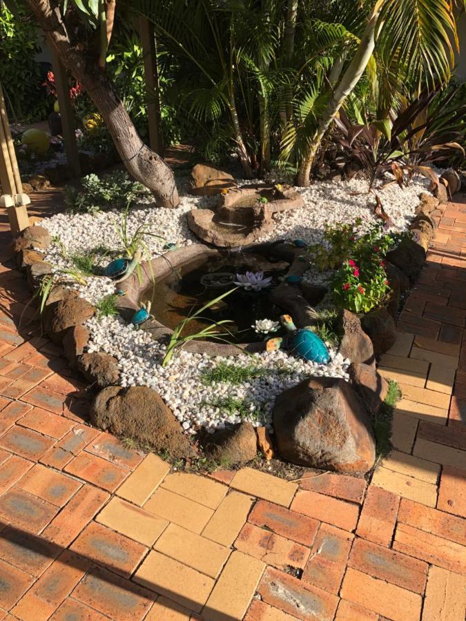 Bundaberg Coral Villa Motor Inn Экстерьер фото