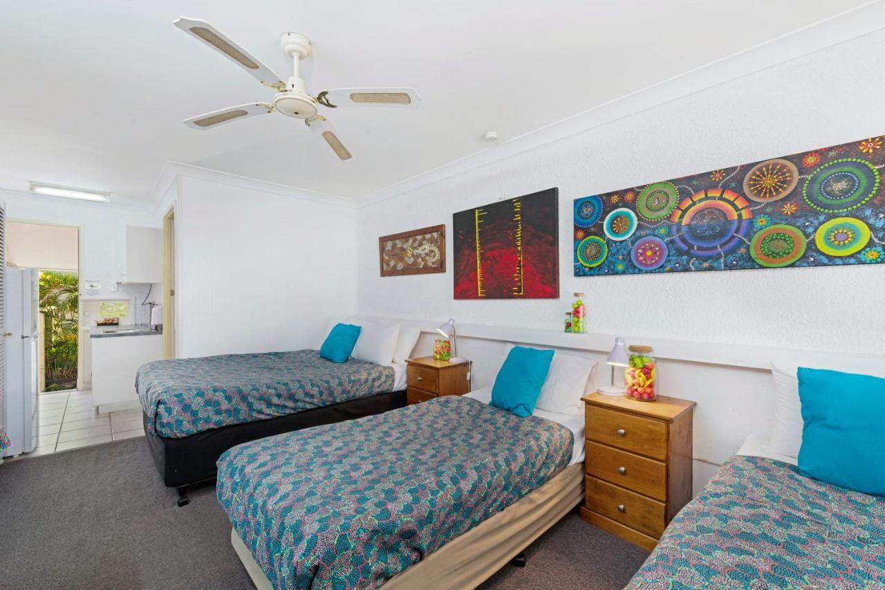Bundaberg Coral Villa Motor Inn Экстерьер фото