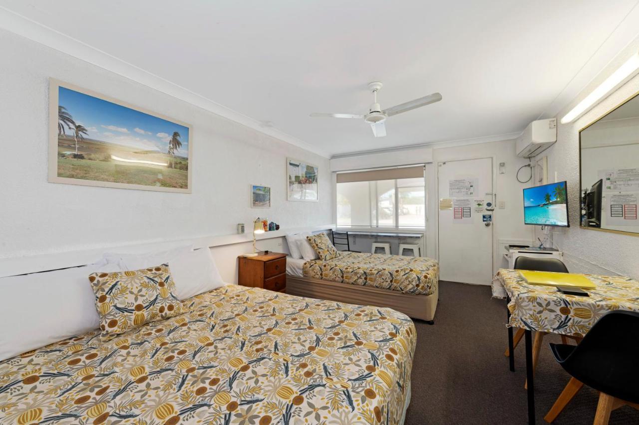 Bundaberg Coral Villa Motor Inn Экстерьер фото