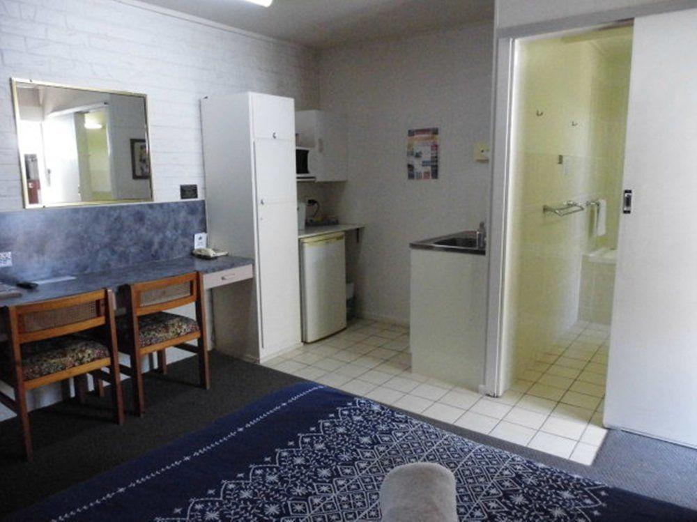Bundaberg Coral Villa Motor Inn Экстерьер фото