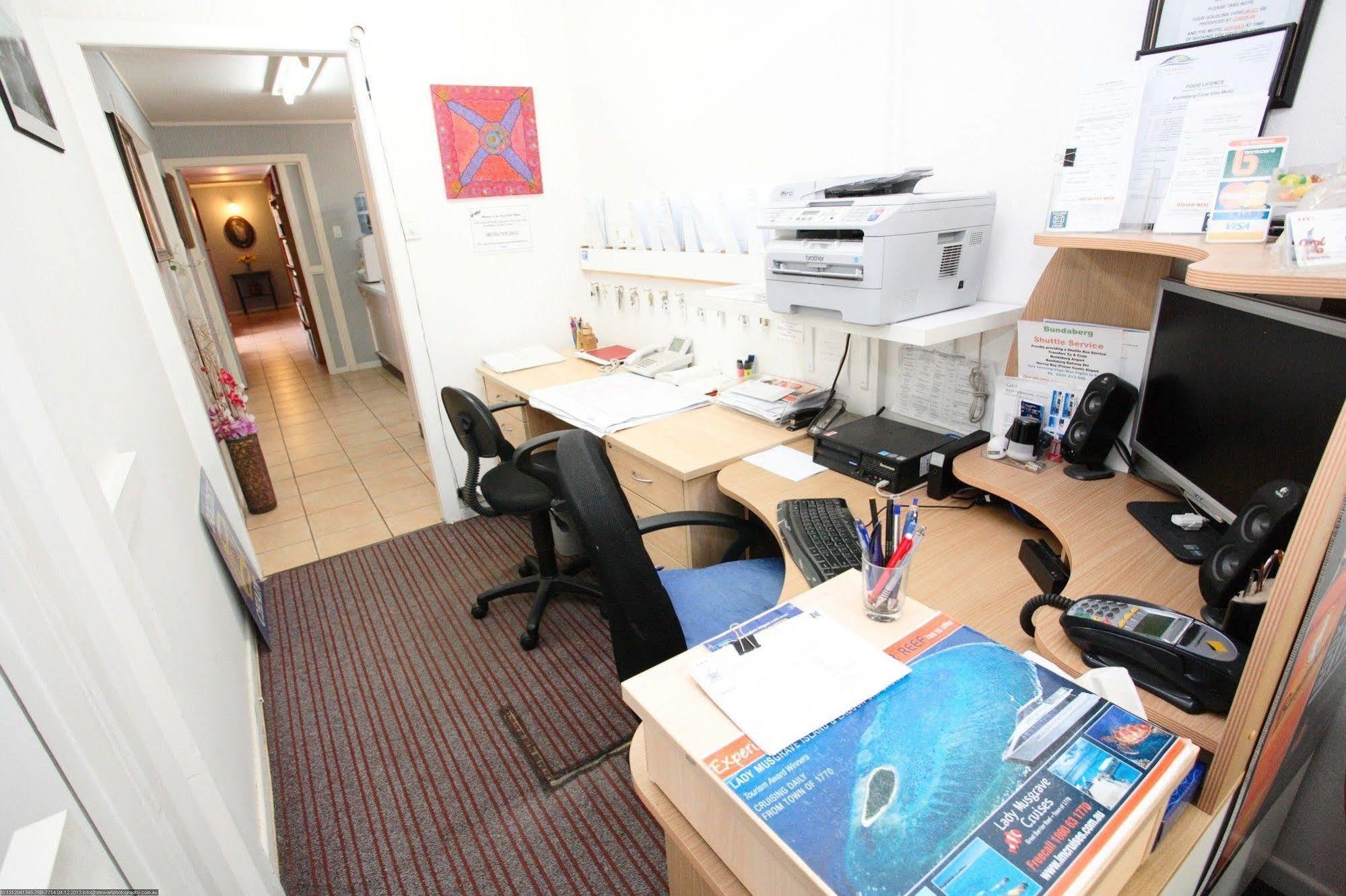 Bundaberg Coral Villa Motor Inn Экстерьер фото