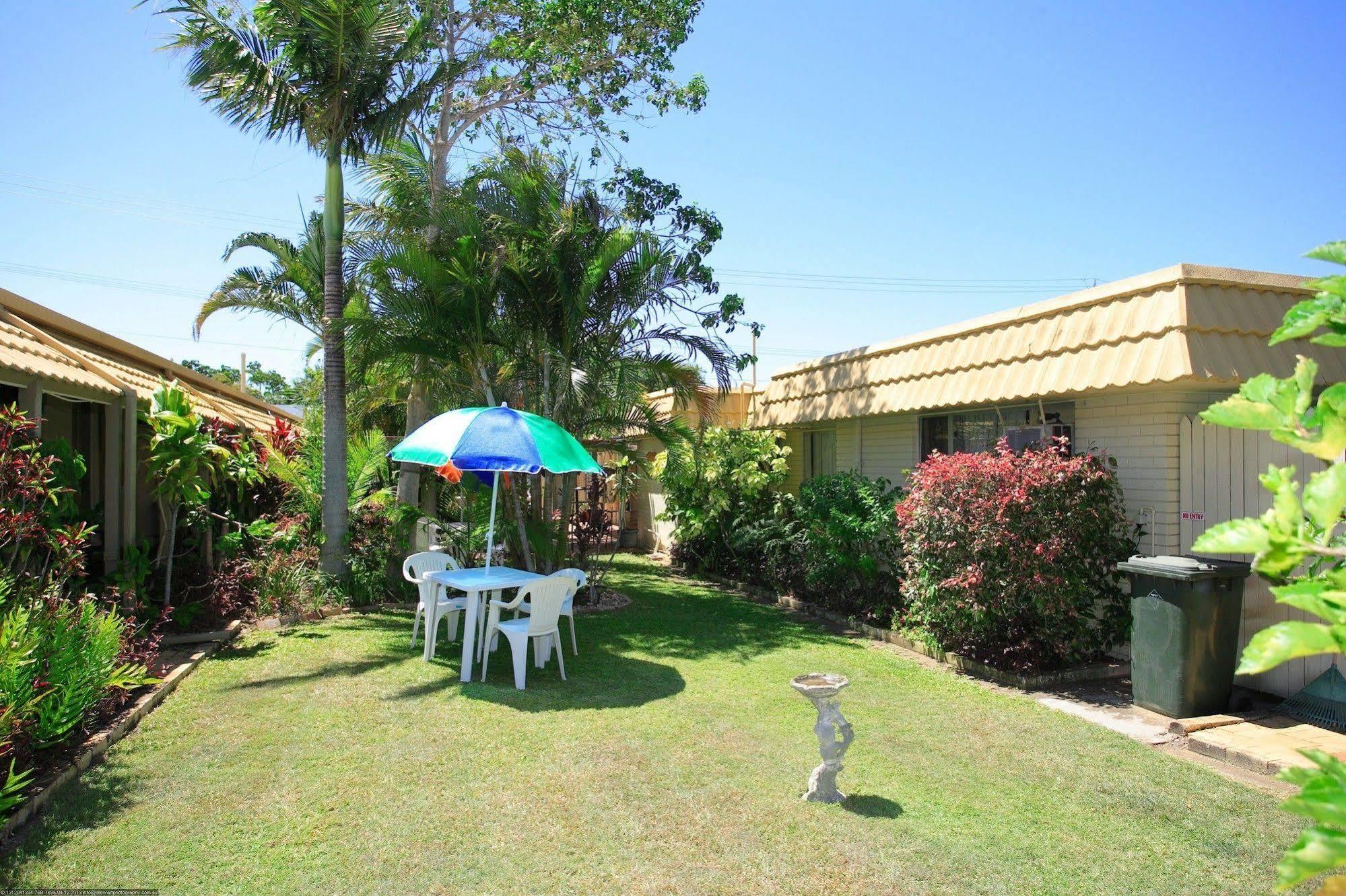 Bundaberg Coral Villa Motor Inn Экстерьер фото